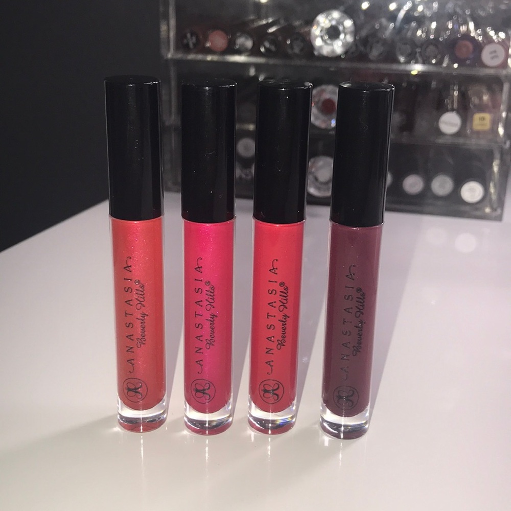 4 Anastasia Beverly Hills Lipglosses